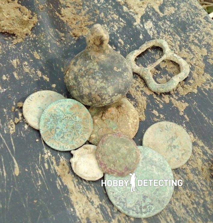 Fisher F44 set of roman and medieval coins and finds