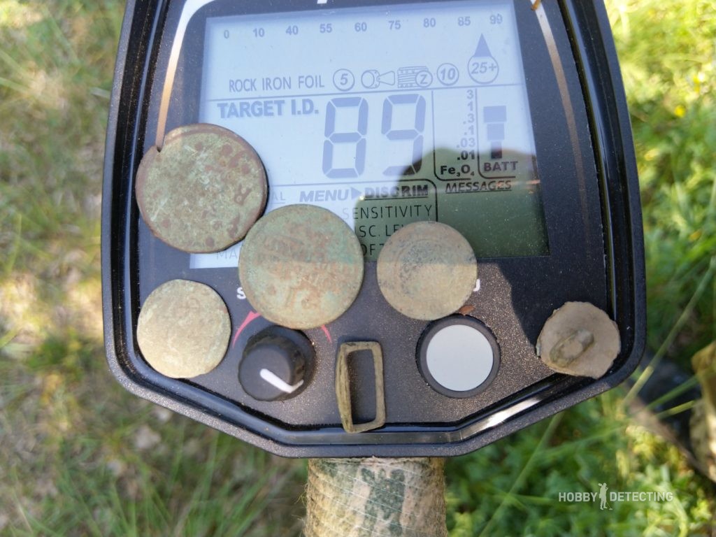 Detecting old tavern field with Teknetics T2+! Old coins saved + setting talk!